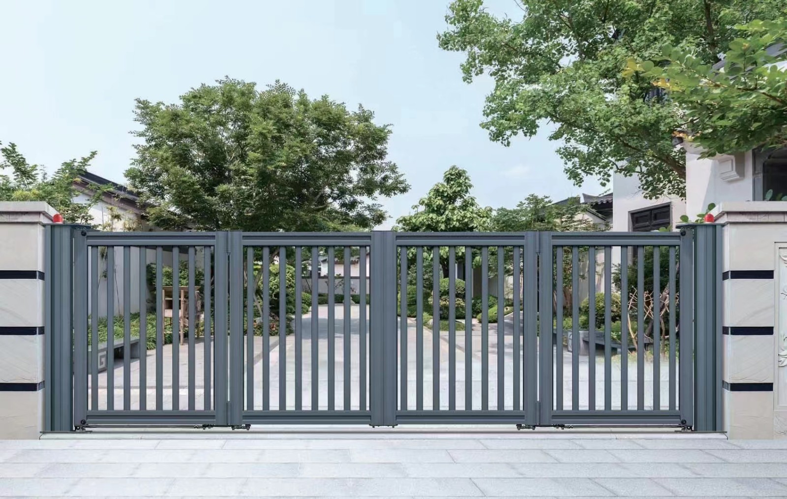 新沂市伸缩门定制1